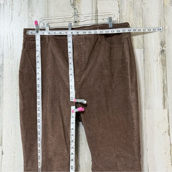 Old Navy Corduroy Brown Fit & Flare Pants - Picture 4 of 11